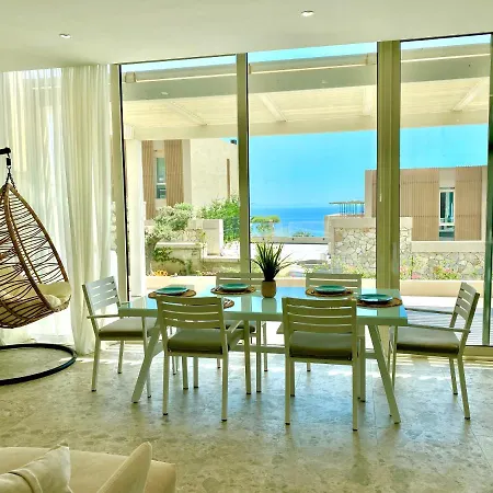 Seaclusion Villa Palasë