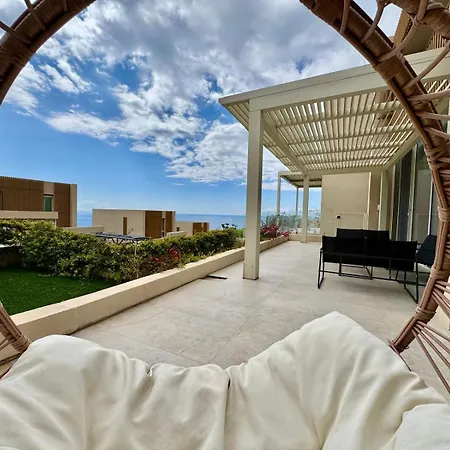 Seaclusion - Heated Pool & Jacuzzi