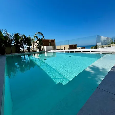Seaclusion - Heated Pool & Jacuzzi Βίλα Παλάσα